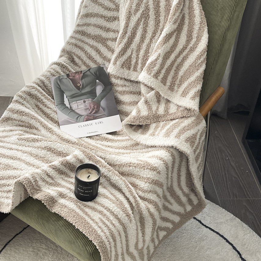 Nuevo patrón de cebra multifuncional transfronterizo manta gruesa cálida manta sofá de oficina manta de punto manta al por mayor