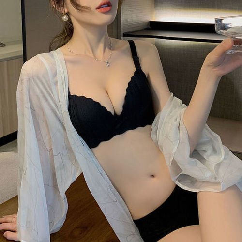 Thickened and gathered top support AA cup bra set one-piece glossy, markless versatile sexy small breast flat breast underwear