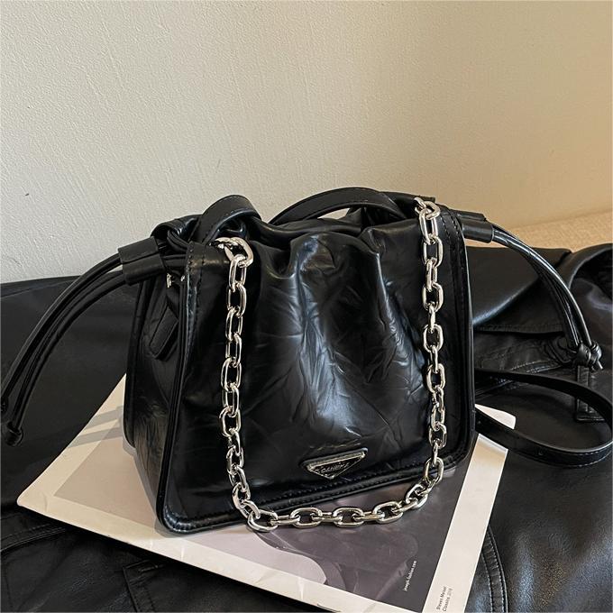 Bolso plegable de moda popular para mujeres 2024 nueva cadena bolso cuadrado sensación de alta calidad bolso casual universal