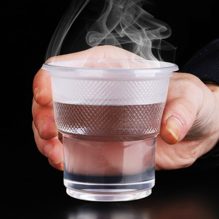 һ���Ա�������ˮ���Ӻ�����z��͸�����ձ�ԇ�Ʒ�LС��1000ֻ�b