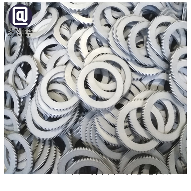 YG8钨钢小圆片钨钢锯片铣刀 硬质合金圆盘切刀带齿硬质合金