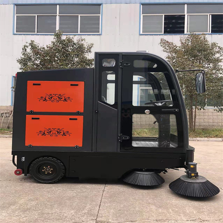 电动四轮扫地车 道路清扫全封闭扫地车 物业小区用雾炮清扫机