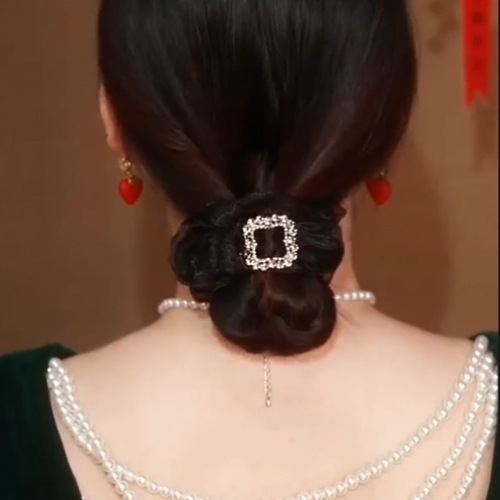 Exquisite rhinestone large intestine hair tie, high-end meatball head rope, temperament hair tie, Platinum Siya jewelry new hair rope