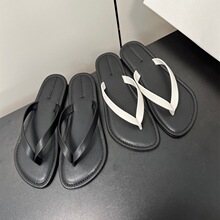row极简超火黑色白色真皮夹脚人字拖女夏外穿高级感凉拖夹趾拖鞋