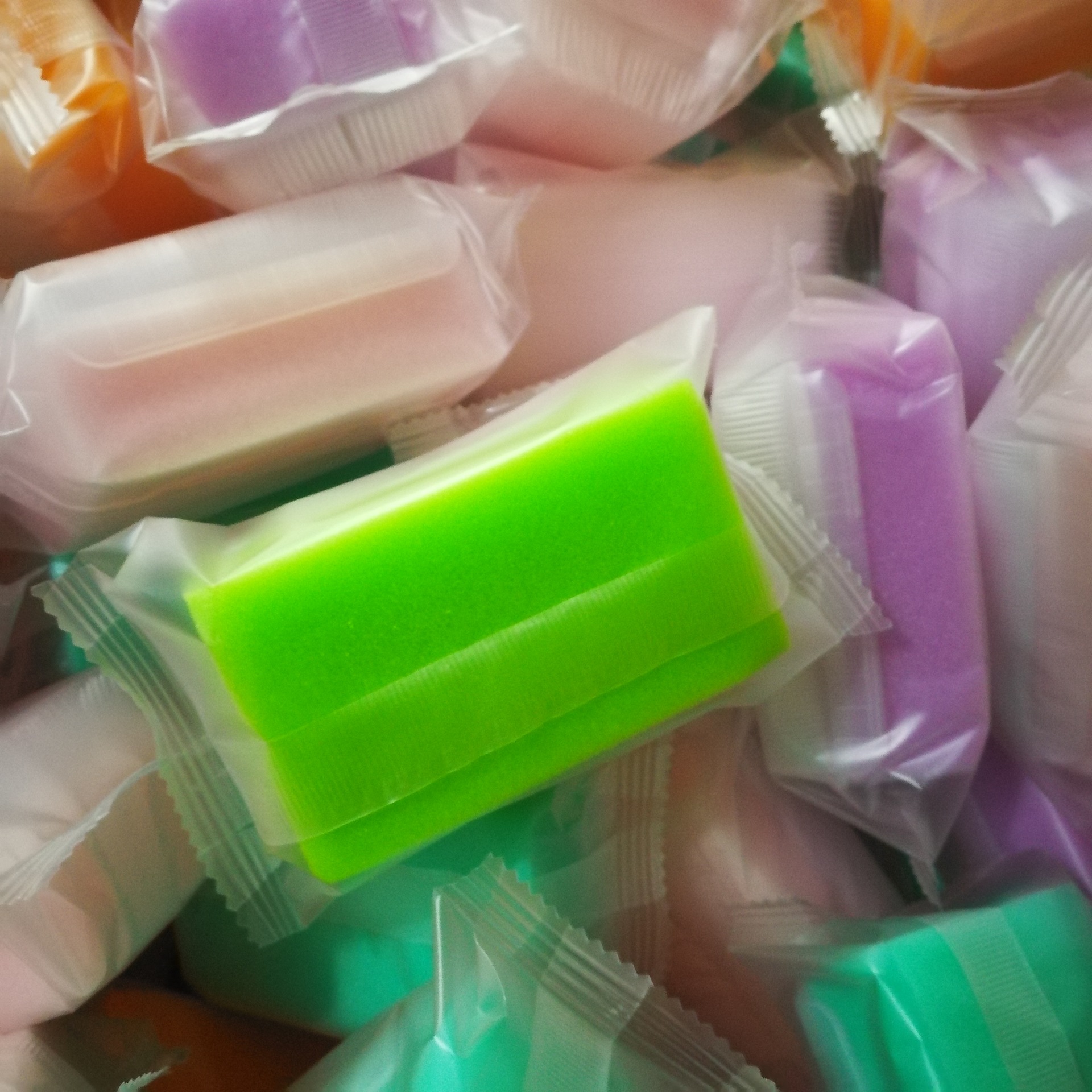 Cepillo de esponja de color cepillo de champú para bebés entrenamiento sensorial cepillo táctil cepillo de masaje para bebés cepillo de baño