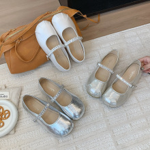 ʽyɫˮ荬ЬŮ2025¿ٴŮLȹһֿСƤЬ