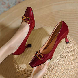 方头高跟鞋女细跟7cm性感红色婚鞋2024春季新款法式小跟浅口单鞋