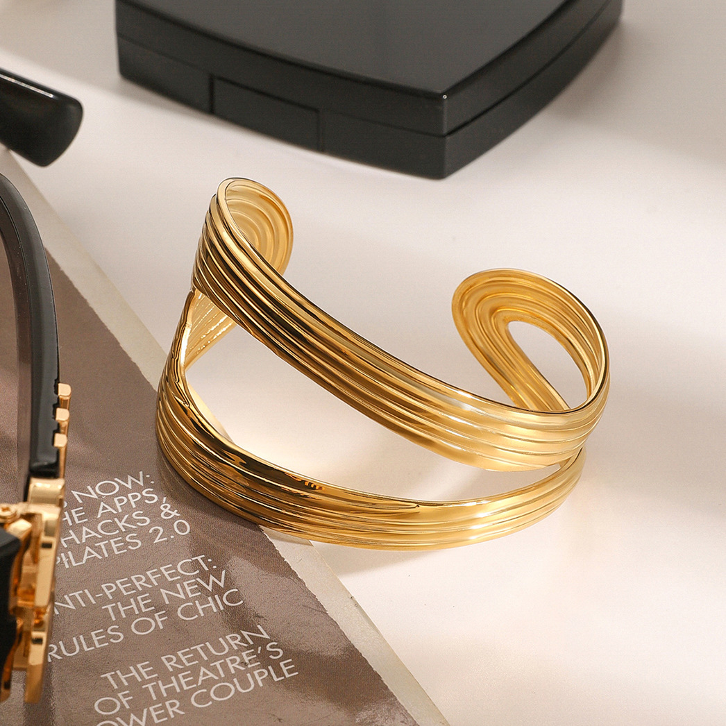 Jeding pulsera abierta de acero inoxidable europeo y americano versión alta pulsera de estilo de nicho joyería de mano de acero de titanio bracelet transfronterizo