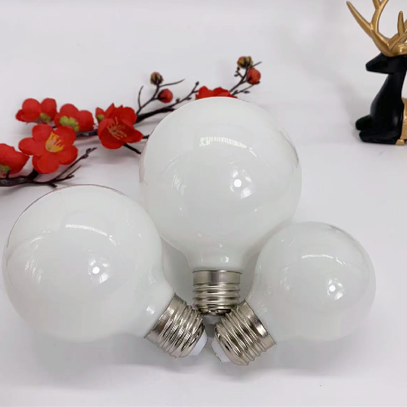 Bombilla LED Dragon Ball G80 Luz de tres colores que cambia la decoración del hogar E27 tornillo boca luz cálida luz natural bombilla redonda