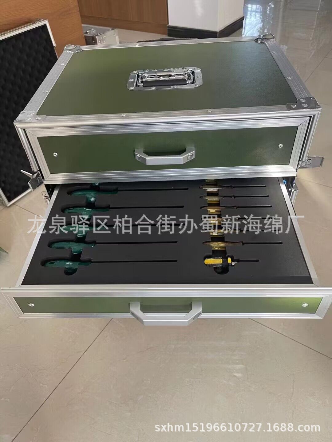 厂家供应工具箱铝箱内衬EVA泡沫成型异型包装/黑色EVA缓冲内衬