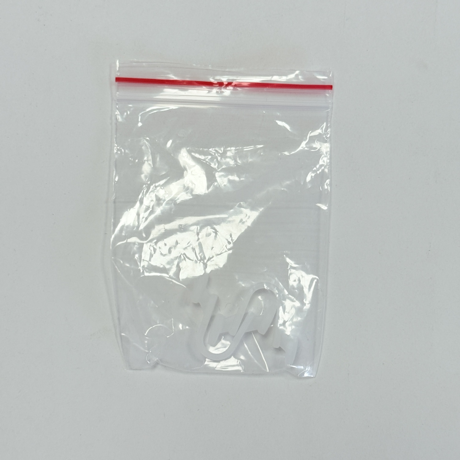Suministro transfronterizo Mini sujetador de ronquidos elástico de silicona con caja de color Juego completo de ventas directas de fábrica anti-ronquidos