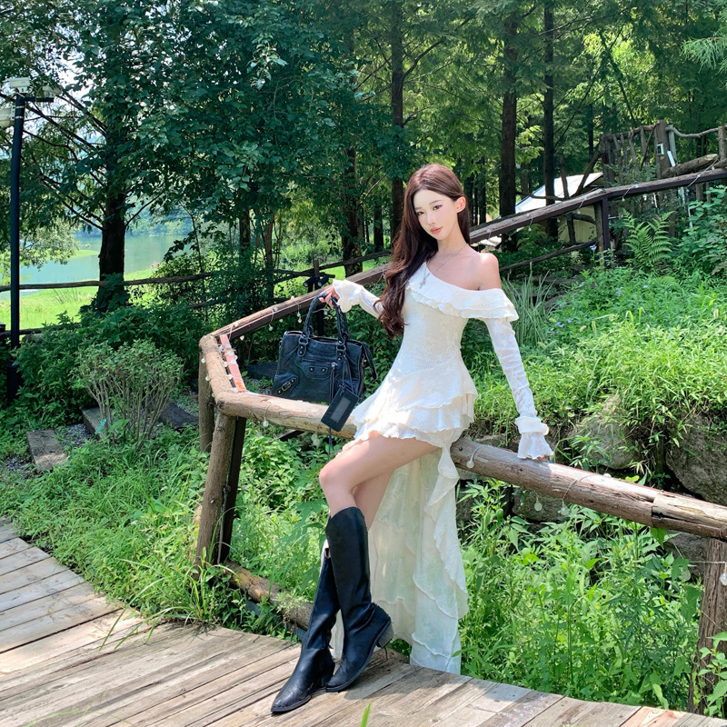 法式斜肩长袖连衣裙女春秋季新款不规则修身显瘦中长裙|undefined