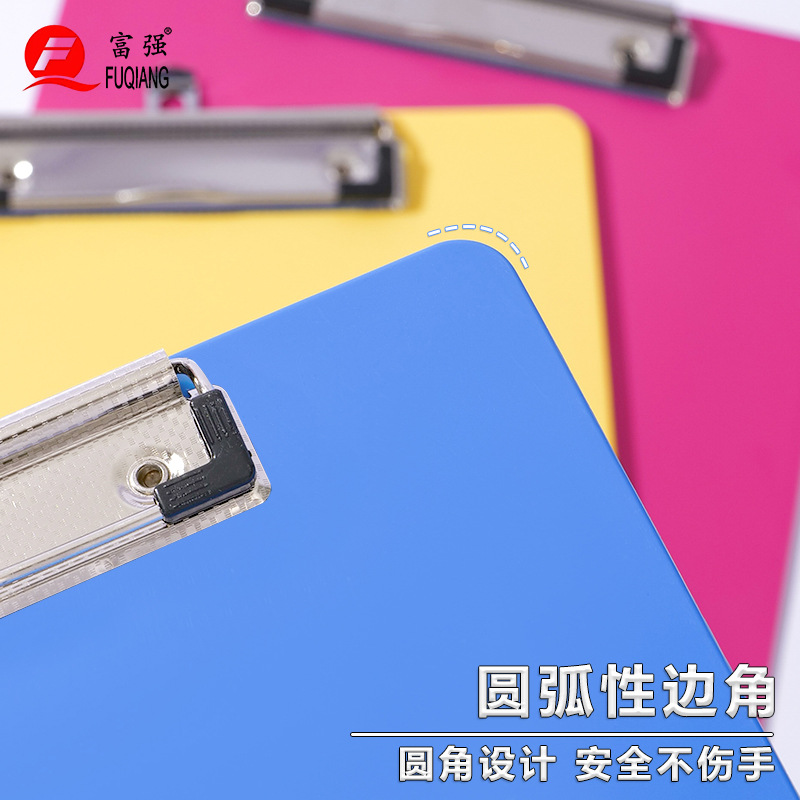 Fabricantes de papelería fuqiang al por mayor A4 escala de plástico tablero de copias colgante A5 tablero de hoja de cartelera de menú tablero de facturas