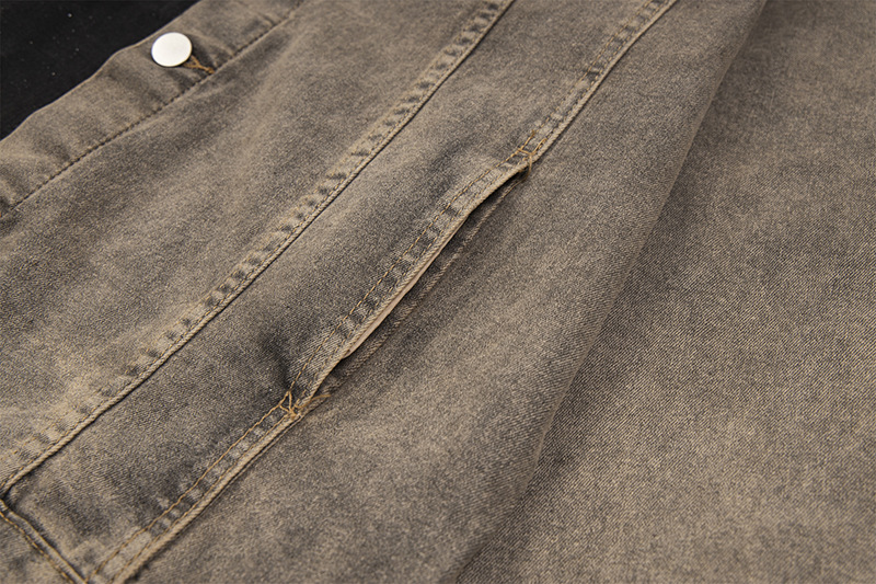 Abbigliamento maschile Giacca in denim retrò con colori a contrasto per uomo e donna, maniche lunghe, design con giunture, giacca alla moda di alta qualità, cardigan da coppia_voghion.com