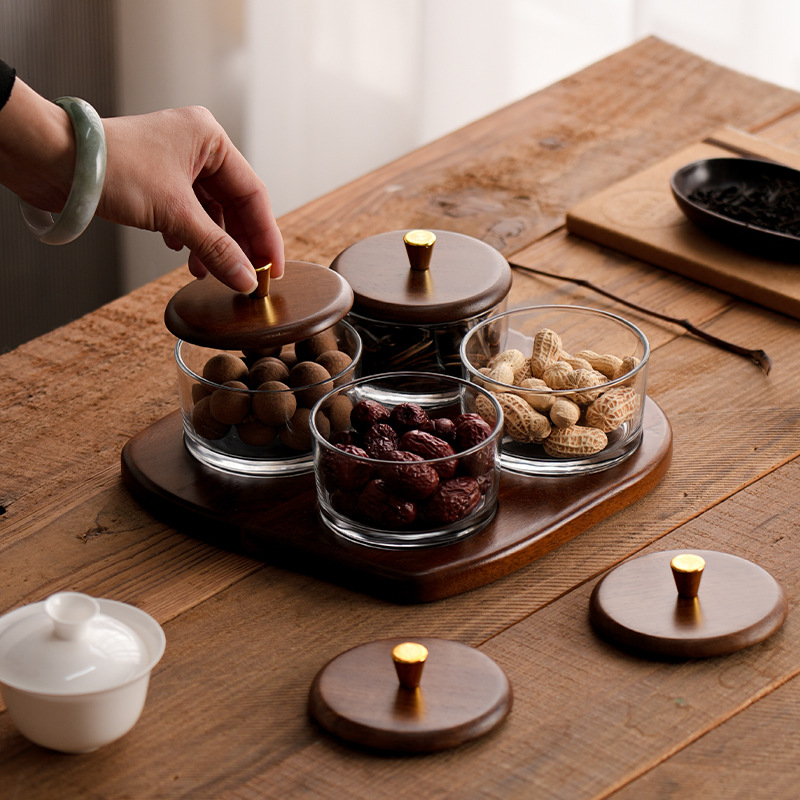 Plato de frutas de madera de amor chino Plato de bocadillos Dim Sum Nueces Frutas Plato dividido con tapa de madera al por mayor