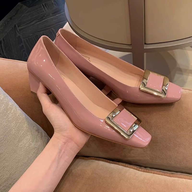 В наличии и готовы к отправке ~ Классические элегантные неглубокие дышащие туфли Grape Mom с квадратным носком, универсальные туфли на высоком каблуке и массивном каблуке с квадратной пряжкой.