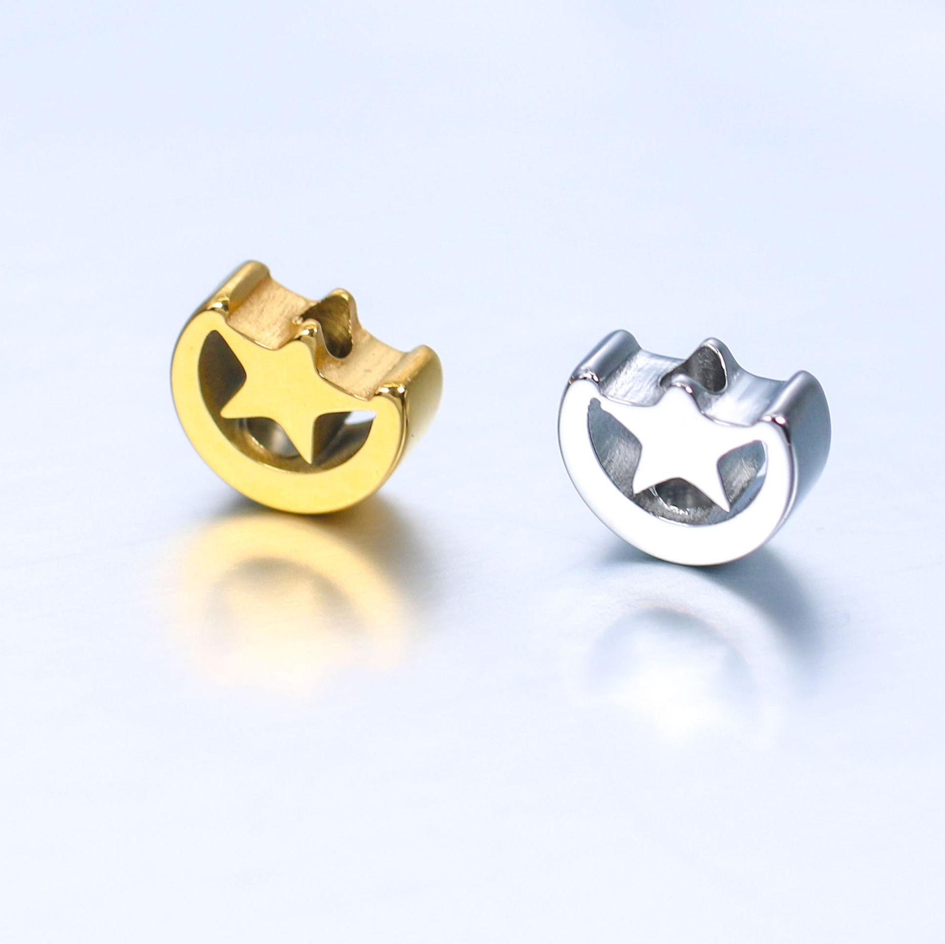 5g Weight Beads Jewelry Making Type 7 * 8mm Jewelry Making Size DIY Jewelry Accessories Classification 5 PCS/Package Quantity 304 Stainless Steel Material Star, Moon Pattern Polished Finish Plating Design Simple Style Style 5 PCS/Package 7 * 8mm 304 Stainless Steel Star Moon Polished DIY Jewelry Accessories Beads 4