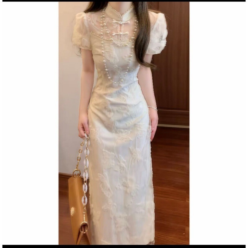 French-Style New Chinese National Style Heavy Lace Modified Cheongsam Dress with Puff Sleeves, Ethereal and Simple Long Dress That Covers the Belly