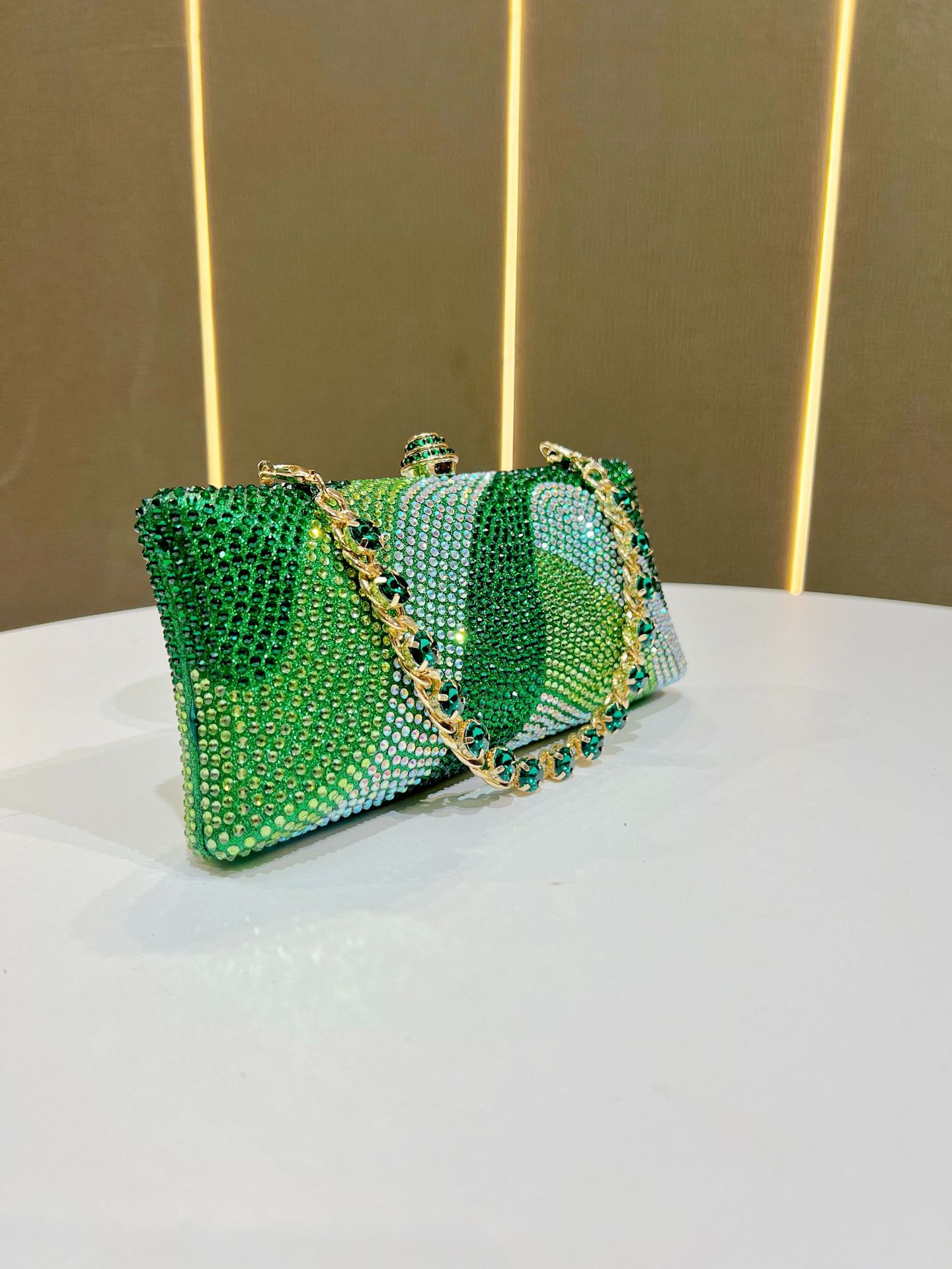 Luxurious Rhinestone Evening Bag For Wedding And Party_voghion.com