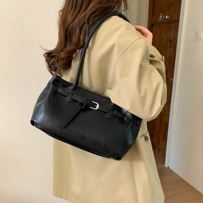 Transfronterizo retro lana a cuadros bolsos portátiles bajo la axila mujeres 2025 invierno nuevo estilo de moda extranjero mochila de viaje image 2