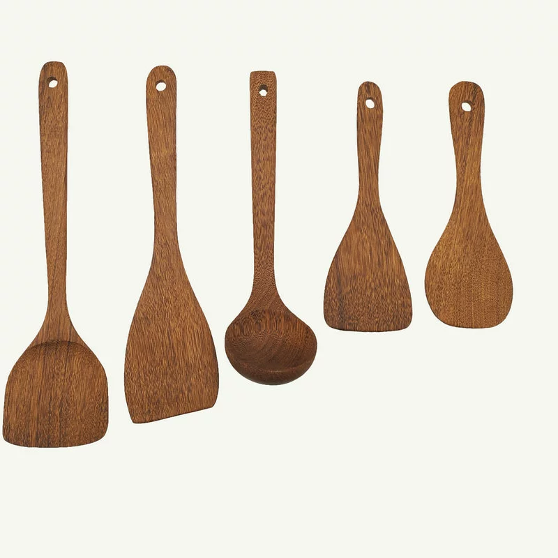 Куриные крылышки? Wait original: "Chicken winged wooden handle spoon spoon, wooden drainage, no sticky pot, no harmful pot house fried cooking kitchen utensils". This is awkward. Translate to Russian maintaining meaning: