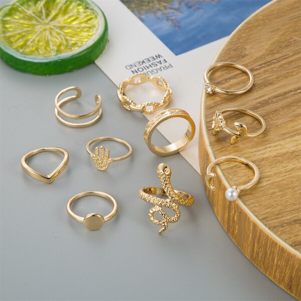 Fashionable universal retro set
