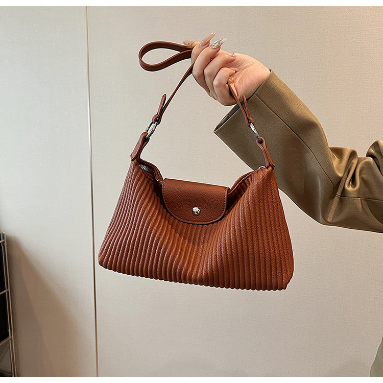 Niche design pleated striped 2024 new women's versatile and simple single shoulder pillow crossbody armpit bag_voghion.com