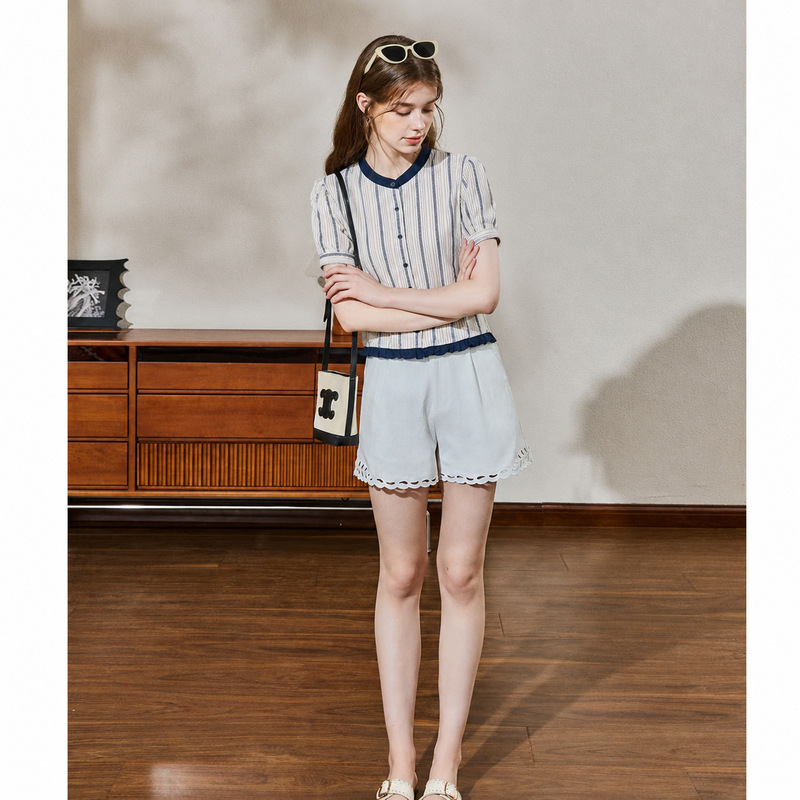 [Same Style as in the Mall] New Striped Short-Sleeve Shirt for Women, French Round Neck, Puff Sleeves, Slimming, Versatile Casual Top