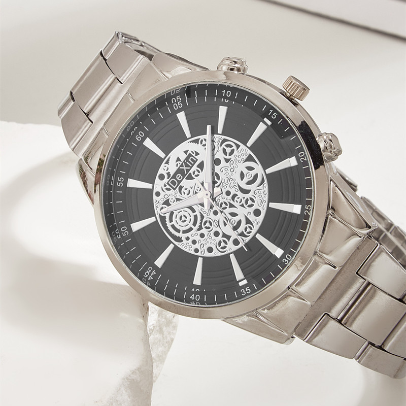 Cross-border Venta caliente hombres de acero Correa reloj de negocios casual luminoso cuarzo reloj de los hombres en stock