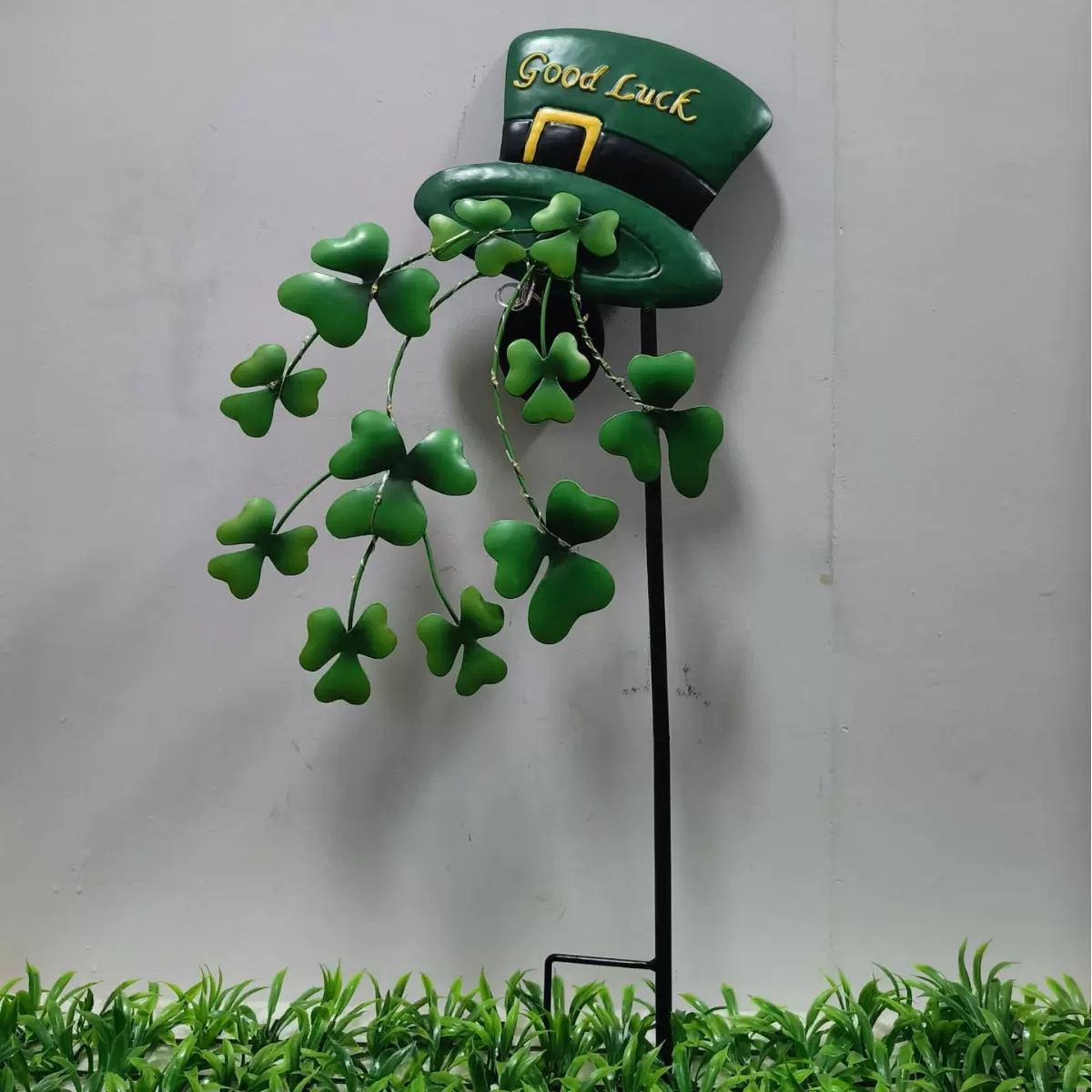 跨境电商热销太阳能铁艺户外三叶草景观灯庭院装饰迎宾草坪灯防水