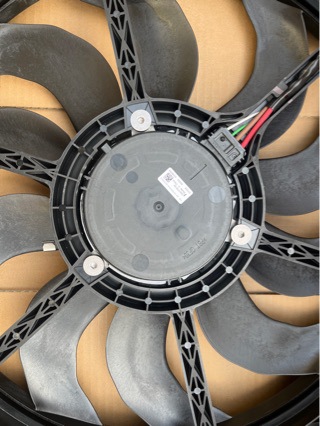 Id4/Id6 Electronic Fan Assembly Electronic Fan Wind Collector 1Ed131203A