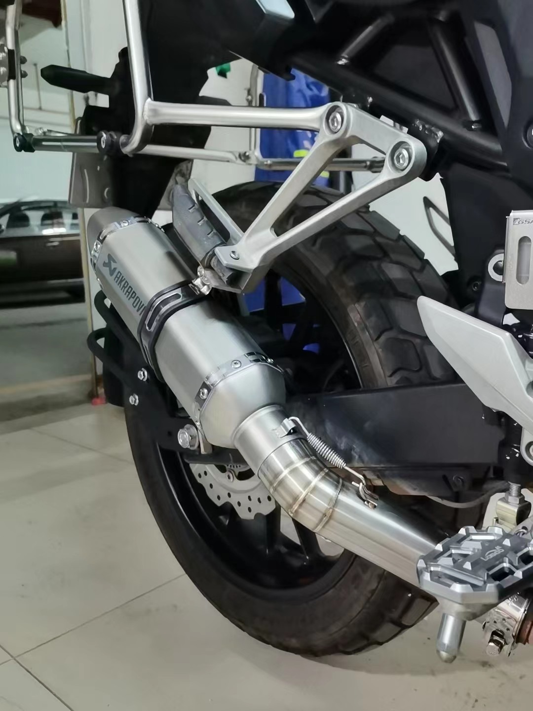 Motorcycle modified exhaust middle section tail throat tail section exhaust stainless steel suitable for CBR500 CB500X CB500F