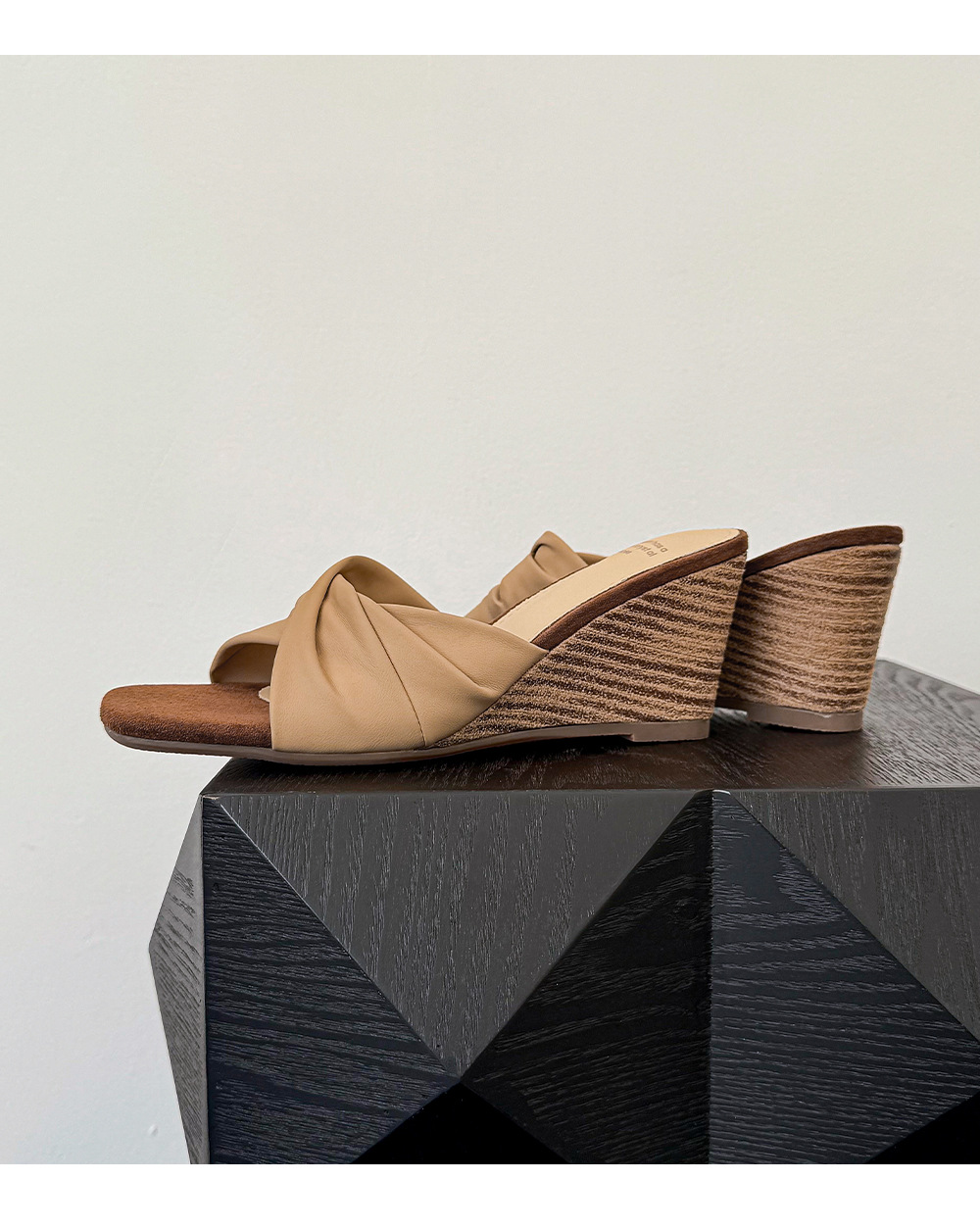 Sandal cao gót nữ hở mũi mũi vuông quai ngang nơ bướm — màu đen, màu mơ chi tiết 16