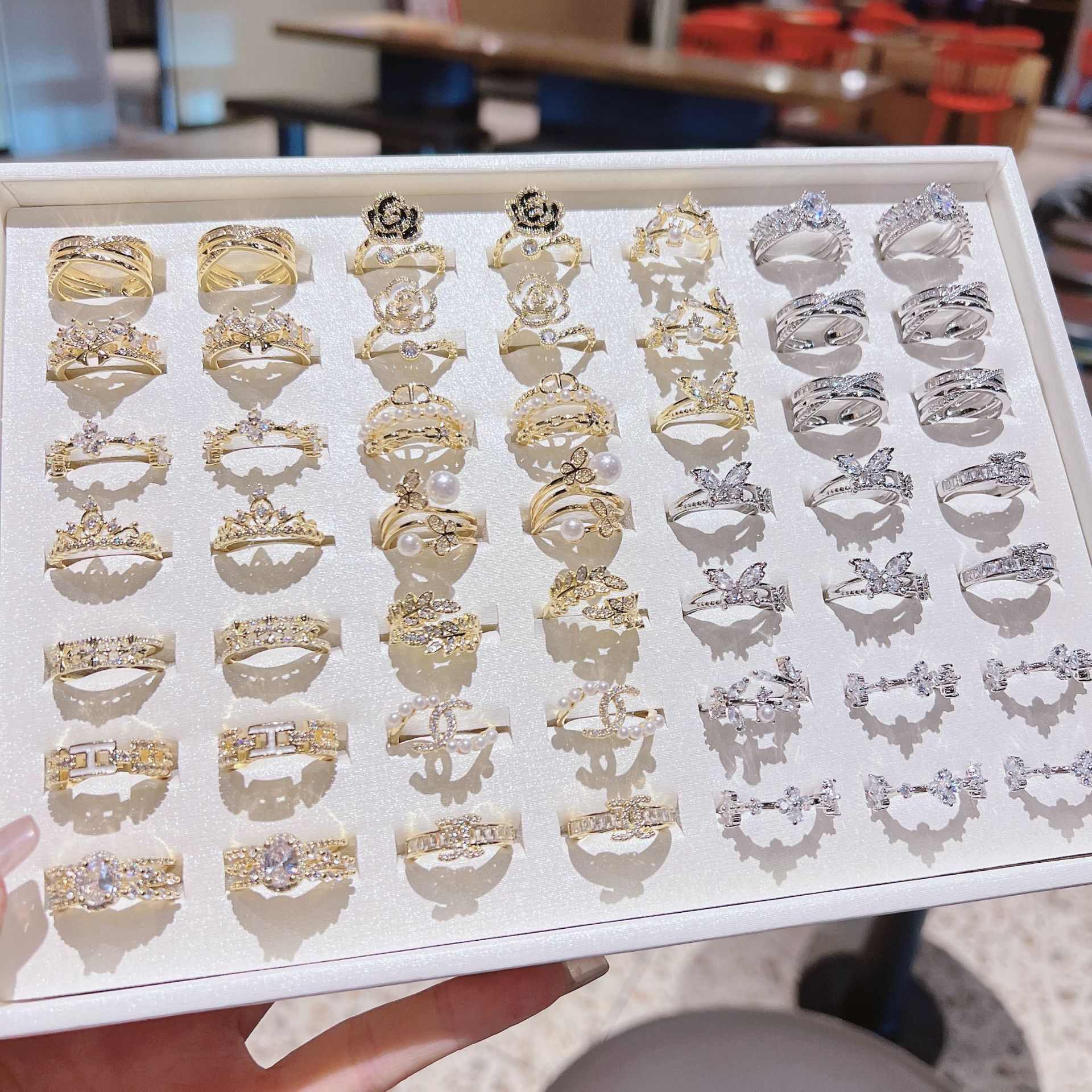 Korean and Japanese Fashion Exquisite Light Luxury Adjustable Open Zirconia Ring for Women Trendy Versatile Internet Celebrity