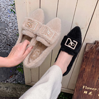 Hairy shoes for women in autumn and winter, pointed flat cotton shoes with soft soles and plush insulation, large plush single shoes for women 41-43