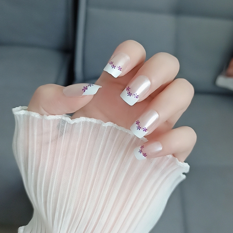 Fresco rosa blanco parche de manicura de moda flor púrpura decorado exquisito desgaste de uñas de venta caliente transfronteriza dulce ambiente manicura