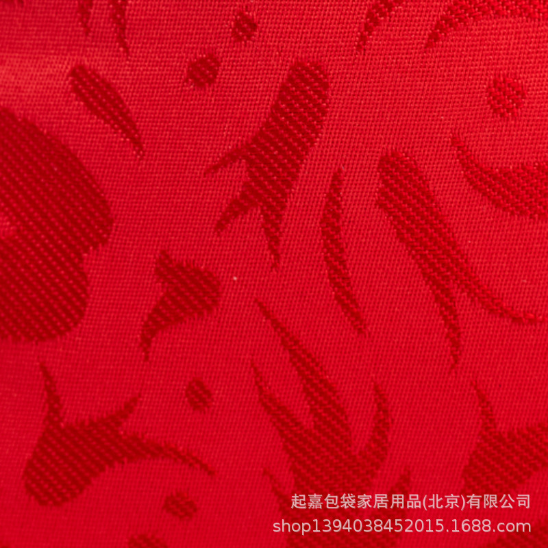 资生堂大红色箱子