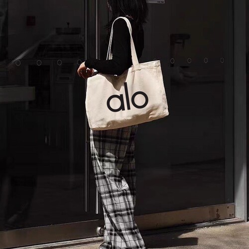 Alo Yoga Single Shoulder Canvas Tote Bag for Women, Large Capacity Shopping Bag, Sporty and Casual Fashion Fitness Bag