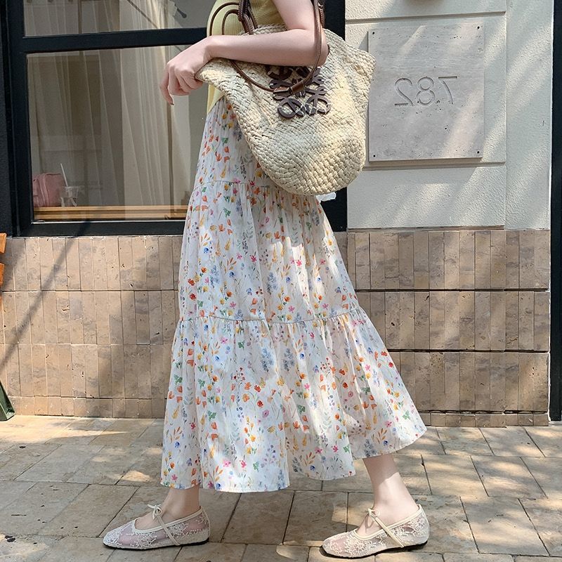 French-Style Beautiful Floral High-Waisted A-Line Skirt for Women 2025 Summer New Gentle Versatile Hip-Covering Mid-Length Skirt