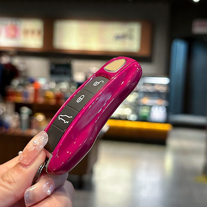 Adecuado para Porsche Star rojo rubí caso clave Bayan Macan Palmela Taycan muñeca colgante