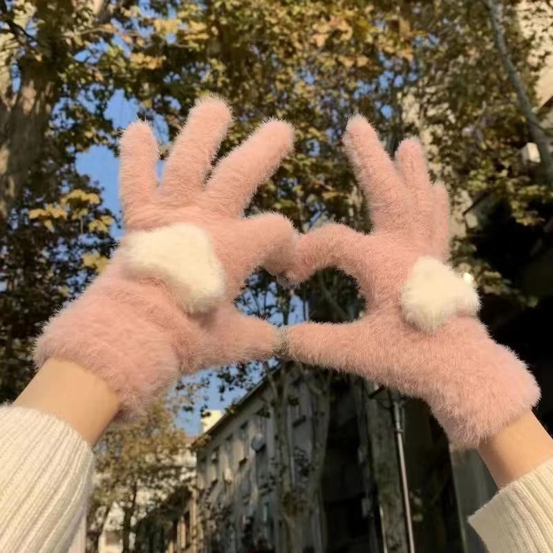 Guantes de peluche de otoño y invierno damas guantes de punto de peluche caliente antifría engrosado guantes lindos de dibujos animados al por mayor