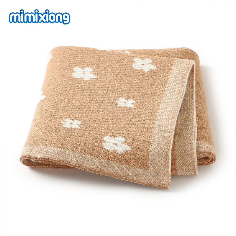 Ins venta caliente primavera, primavera y verano nuevo estilo linda flor jacquard bebé manta bebé cochecito cubierta edredón juego almohadilla