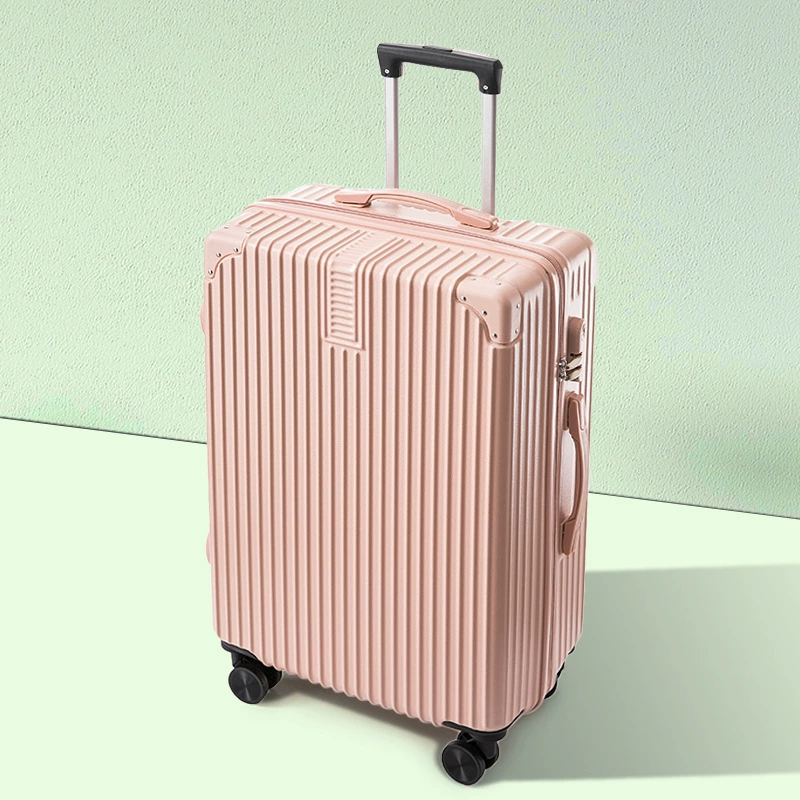 Capacious suitcase, durable box with zipper