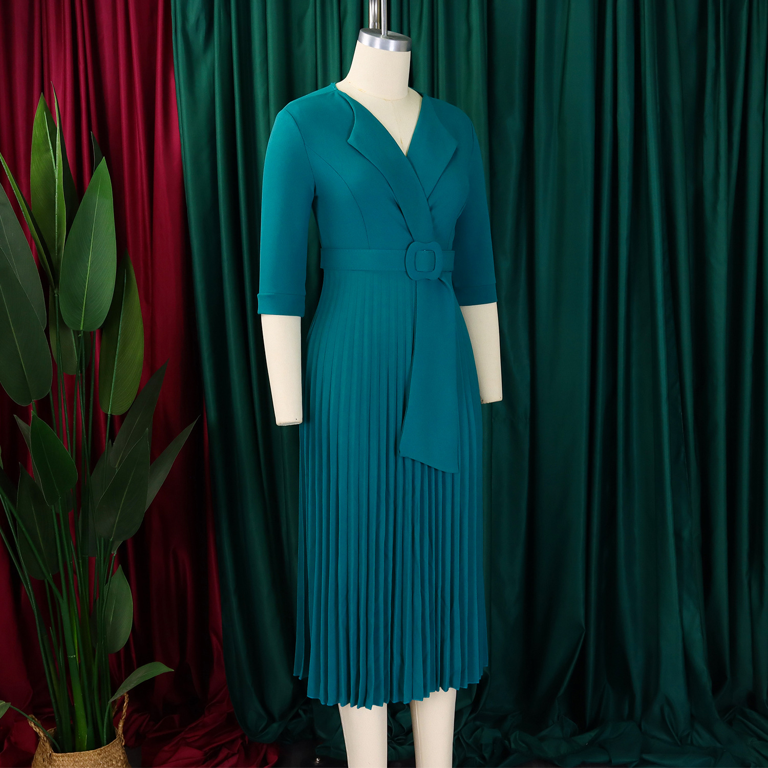 Women's Blazer Collar Pleated Waist Skirt Set For Autumn Winter_voghion.com