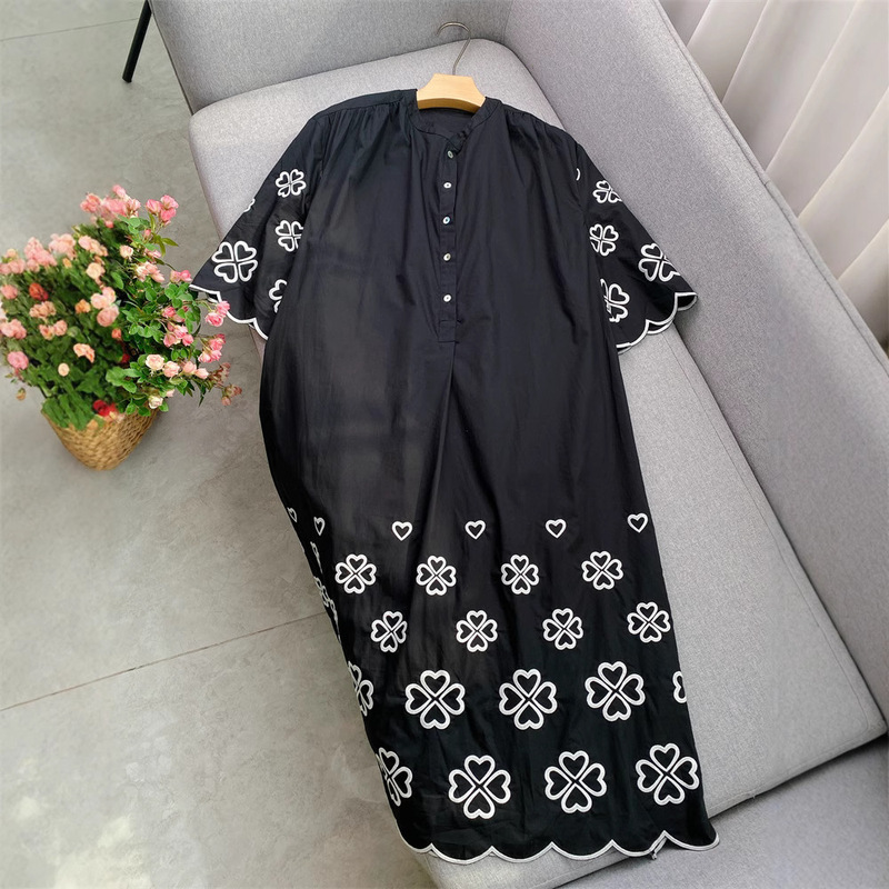 25 New Summer Design Four-Leaf Clover Heart Embroider Niche Large Size Loose Black Dress Long Skirt for Women