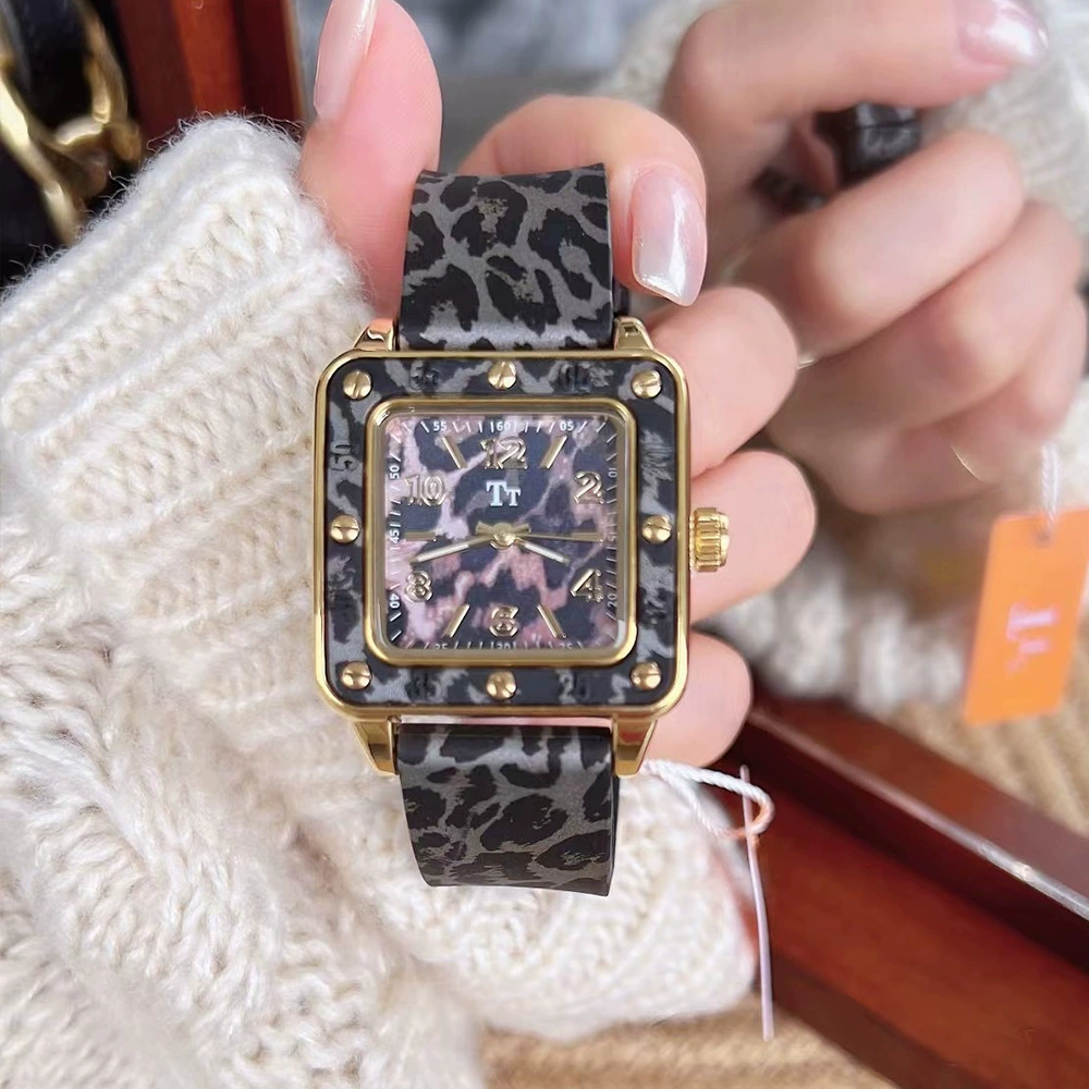Производитель поставляет TT Tita Tower Leopard Tattoo Founded Watch Женские властные ретро крупный циферблат Женские часы с простым темпераментом Личный часы