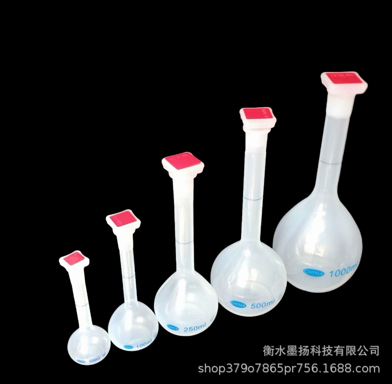 Производитель поставляет пластиковые мерные колбы, бутыли большой емкости, емкости для хранения жидкостей, малогабаритные колбы-шейкеры для дозирования, из полипропилена.