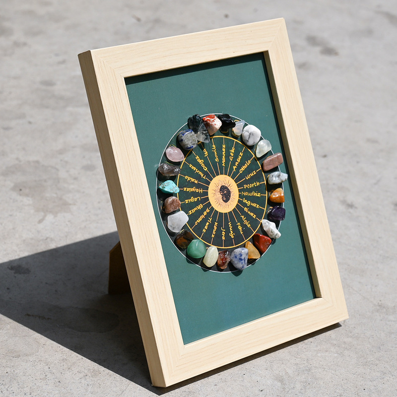 Cross-border European and American Natural Original Stone Specimen Photo Frame Ornaments Natural Crystal Mineral Colorful Colorful Colorful Stone Picture Frame Table