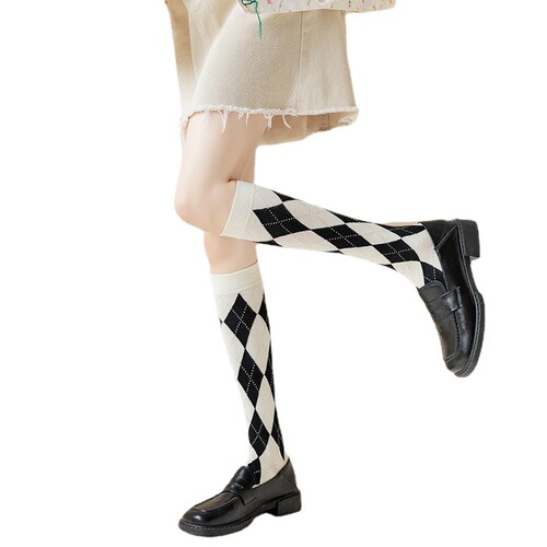 Diamond calf socks for women Japanese and Korean insjk students mid-calf socks college style stockings net red socks