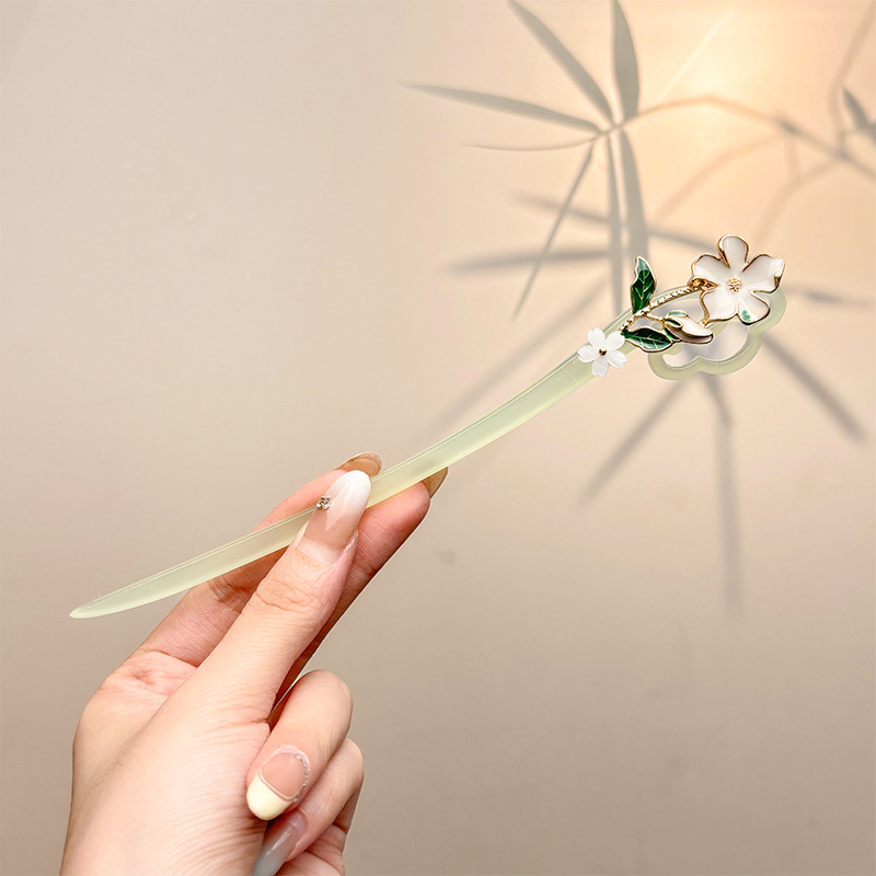 Nueva horquilla china 2025 nuevo estilo estilo antiguo horquilla mujer falda de cara de caballo de alta calidad estilo nacional horquilla de madera paso a paso horquilla tocado